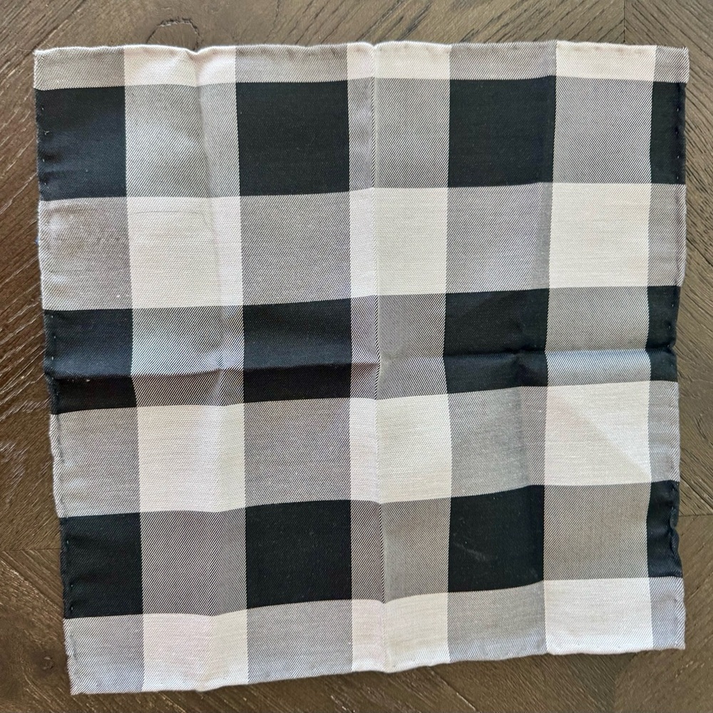 Men’s Black & Gray Check Pattern Pocket Square (12in x 12in). Gently Used.